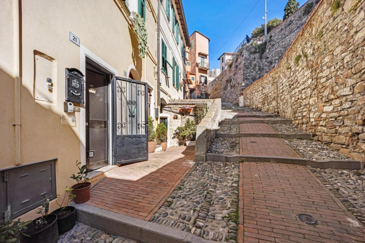 Villa Domus Regina Elena Sanremo Esterno foto